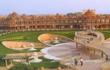 Family Getaway 7 Days 6 Nights New Delhi, Agra and Jaipur Vacation Package