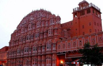 Ecstatic 2 Days 1 Night Jaipur and Delhi Holiday Package