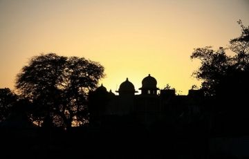 Beautiful 5 Days 4 Nights Delhi, Udaipur, Jaipur and Mount Abu Trip Package