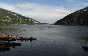 Beautiful 4 Days 3 Nights Nainital, Almora, Kausani with Ranikhet Trip Package