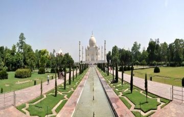 Best 6 Days 5 Nights Agra Holiday Package