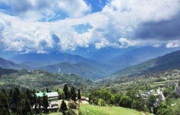 Ecstatic 4 Days 3 Nights Yakten Tour Package