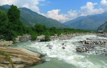 Best 5 Days 4 Nights Srinagar, Gulmarg, Pahalgam with Sonmarg Trip Package
