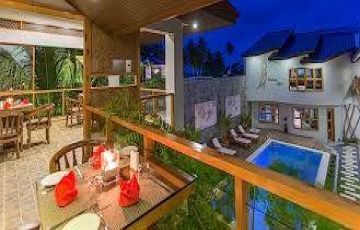 Beautiful Maldives Tour Package for 3 Days 2 Nights