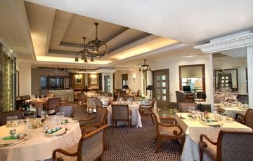 Heart-warming New Delhi Tour Package for 2 Days 1 Night