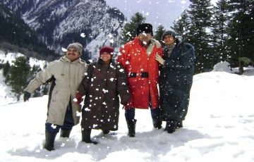 Ecstatic 7 Days 6 Nights Srinagar, Gulmarg, Sonmarg and Pahalgam Tour Package