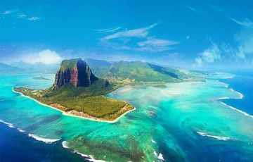 Heart-warming 5 Days 4 Nights Mauritius Trip Package