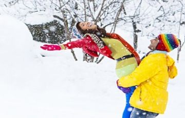 Amazing 5 Days 4 Nights Srinagar, Gulmarg and Pahalgam Trip Package