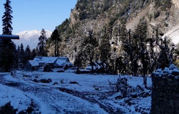 Family Getaway 5 Days 4 Nights Srinagar, Gulmarg with Sonmarg Vacation Package