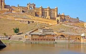 Beautiful 6 Days 5 Nights New Delhi, Agra with Jaipur Tour Package