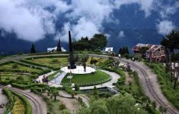 Family Getaway Gangtok Tour Package for 4 Days 3 Nights