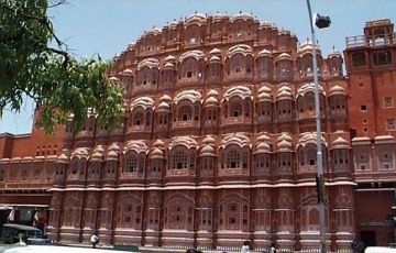 Family Getaway 3 Days 2 Nights Jaipur Tour Package