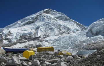 Memorable 15 Days 14 Nights Everest Vacation Package