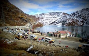 4 Days 3 Nights Gangtok with Darjeeling Tour Package