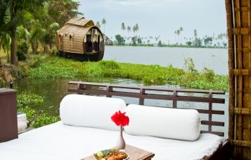 Ecstatic 2 Days Alleppey Tour Package