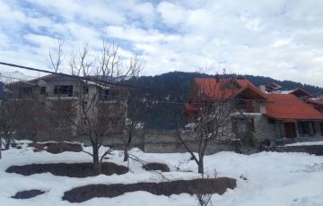 Beautiful 5 Days 4 Nights Manali Tour Package