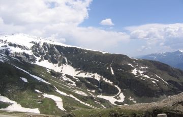 Ecstatic 7 Days 6 Nights Shimla, Manali and Chandigarh Holiday Package