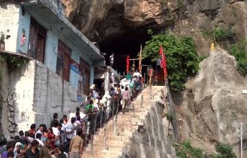 Ecstatic 3 Days 2 Nights Jammu with Shivkhori Holiday Package