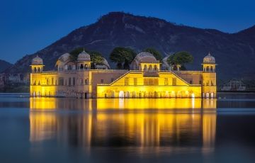 Magical 11 Days 10 Nights Jaipur, Pushkar, Udaipur with Mount Abu Vacation Package