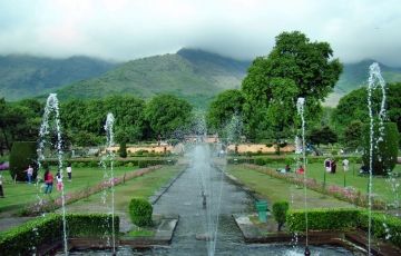 Magical 10 Days 9 Nights Srinagar with Jammu Holiday Package