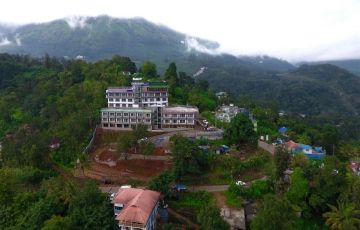 Memorable 3 Days 2 Nights Munnar Tour Package