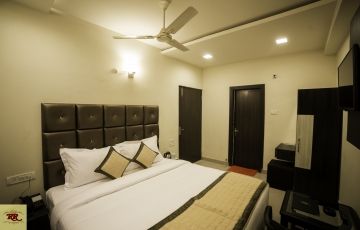 Ecstatic 2 Days 1 Night Nainital and Bhimtal Holiday Package