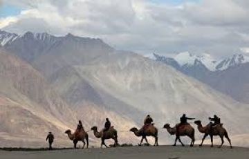 Heart-warming 7 Days 6 Nights Leh, Khardung La with Pangong Vacation Package