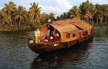 Family Getaway 7 Days 6 Nights Cochin, Munnar, Thekkady with Kumarakom Holiday Package