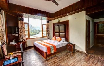 Beautiful 4 Days 3 Nights Manali Tour Package by manali mountains regency