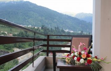 Beautiful 4 Days 3 Nights Manali Tour Package by manali mountains regency