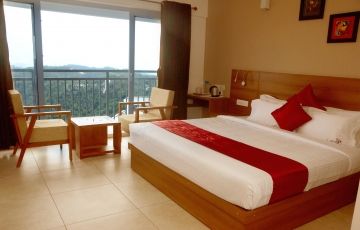 Family Getaway 2 Days 1 Night Munnar Vacation Package