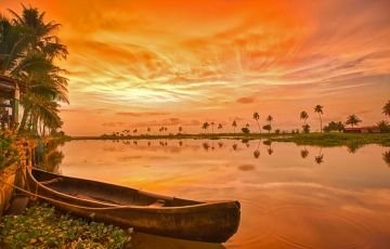 Experience 4 Days 3 Nights Kumarakom and Alleppey Tour Package