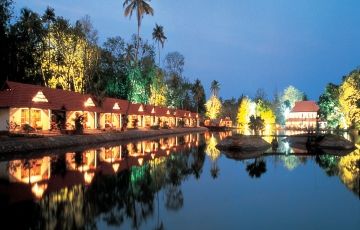 Family Getaway Kumarakom Tour Package for 6 Days 5 Nights