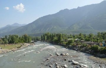 5 Days 4 Nights Kullu, Manali and Solang Valley Holiday Package