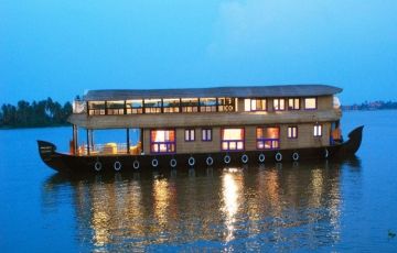 6 Days 5 Nights Munnar, Thekkady and Alleppey Trip Package