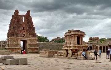 Hampi -1Night/2 Days Package