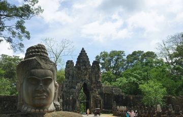 Beautiful 4 Days 3 Nights Siem Reap, Angkor Wat, Angkor Thom and Banteay Srei Trip Package
