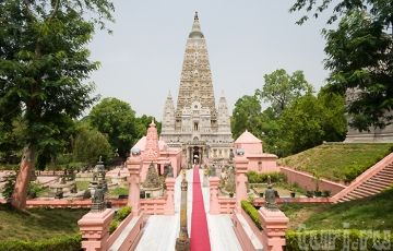 Memorable 5 Days 4 Nights Varanasi Vacation Package