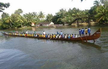 Pleasurable 6 Days 5 Nights Munnar, Alleppey, Kovalam and Thiruvananthapuram Holiday Package