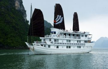 Memorable 3 Days 2 Nights Halong with Hanoi Tour Package