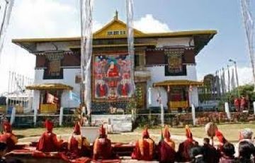 Amazing 10 Days 9 Nights Gangtok, Lachen, Pelling and Darjeeling Tour Package