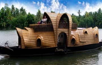 Family Getaway 4 Days 3 Nights Cochin with Munnar Holiday Package