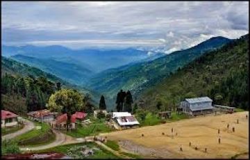 Experience 4 Days 3 Nights Darjeeling Mountain Tour Package