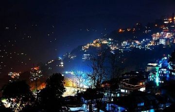 Amazing 5 Days 4 Nights Gangtok, Pelling with Yuksom Excursion Tour Package