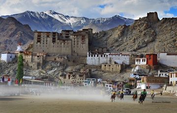 Amazing 4 Days 3 Nights Leh, Khardung La with Leh Vacation Package