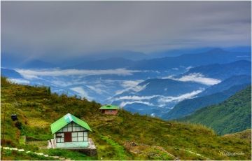 Ecstatic 6 Days 5 Nights Kalimpong, Gangtok with Darjeeling Vacation Package