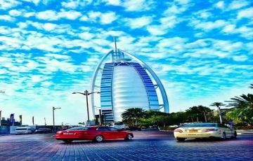 Ecstatic 4 Days Dubai Vacation Package by HelloTravel In-House Experts