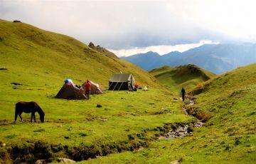 Experience 4 Days 3 Nights Nagar Holiday Package