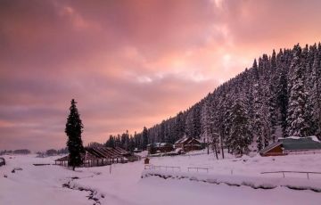 Beautiful 6 Days 5 Nights Srinagar, Pahalgam with Gulmarg Holiday Package