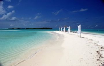 Beautiful Male Tour Package for 4 Days 3 Nights